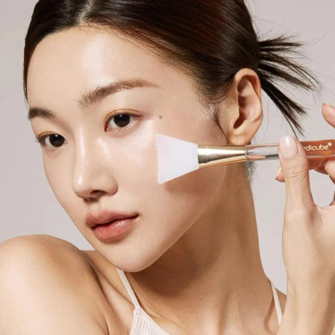 Medicube Jelly Brush : Pinceau Précis et Hygiénique pour une Application Parfaite des Masques