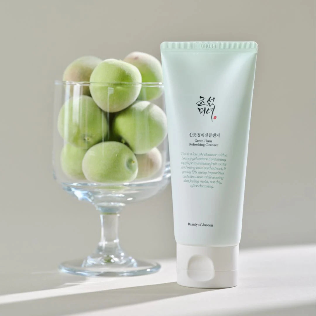 Green Plum Refreshing Cleanser 100ml